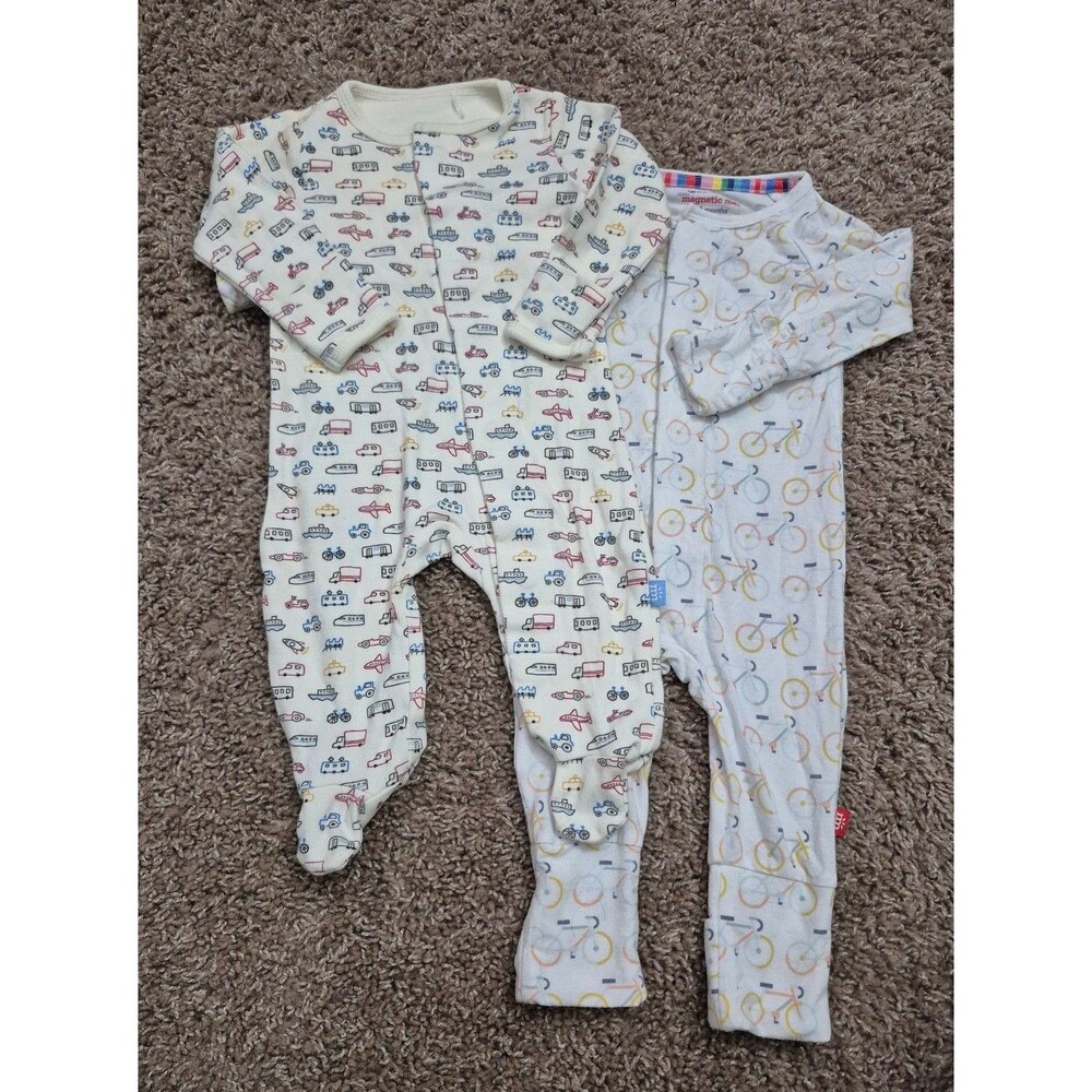 Magnetic me sleepers size 0-3 months